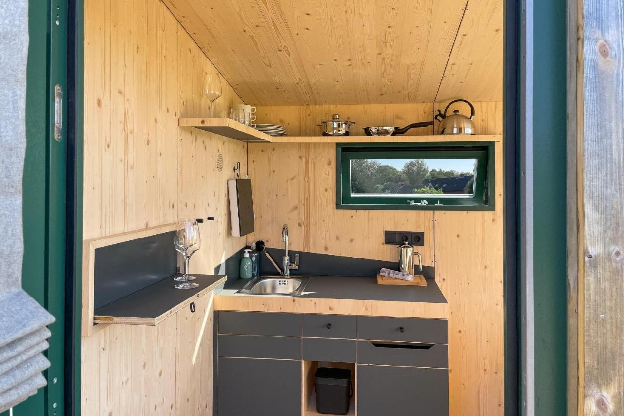 Sleep Space 4 - Green Tiny Spot Cuxhaven Altenbruch 外观 照片